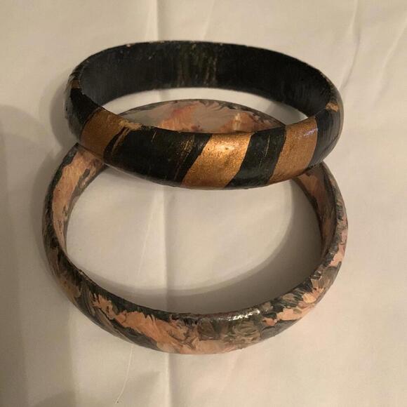 🍁2 wooden cuff bracelets - Picture 6 of 11